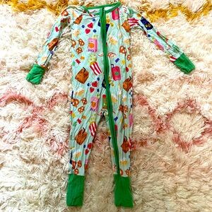 Little Sleepies Zippy 12-18 month - Snacks!